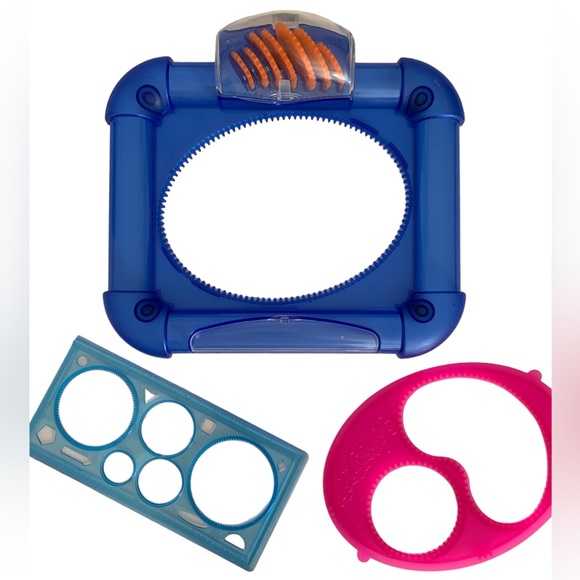 Hasbro Spirograph Design Kit Tray Built in Storage 7 Gears Pink Blue Girls Boys - Picture 1 of 16